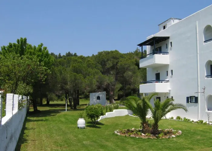 Maistrali Skiathos 3*