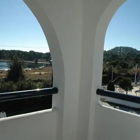 Maistrali Skiathos Кукунарис