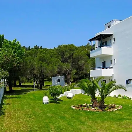 Maistrali Skiathos Apartahotel