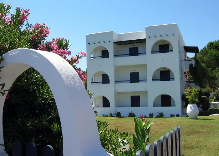 아파트호텔 Maistrali Skiathos 3*